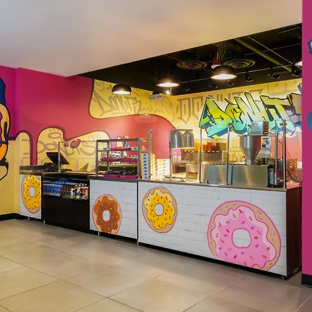 The Linq Hotel And Casino Las Vegas Esterno foto Nitro Tea & Coffee